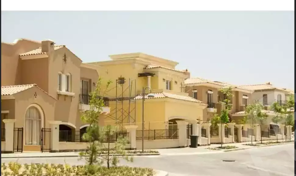 https://aqarmap.com.eg/en/listing/5920139-for-sale-cairo-mokattam-compounds-uptown-cairo