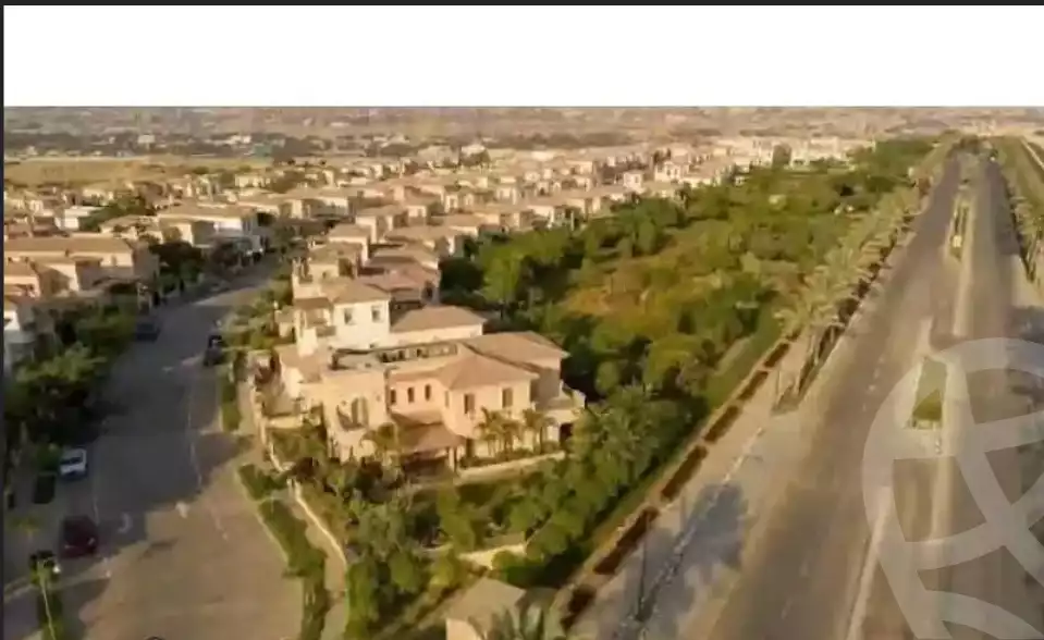 https://aqarmap.com.eg/en/listing/5920139-for-sale-cairo-mokattam-compounds-uptown-cairo