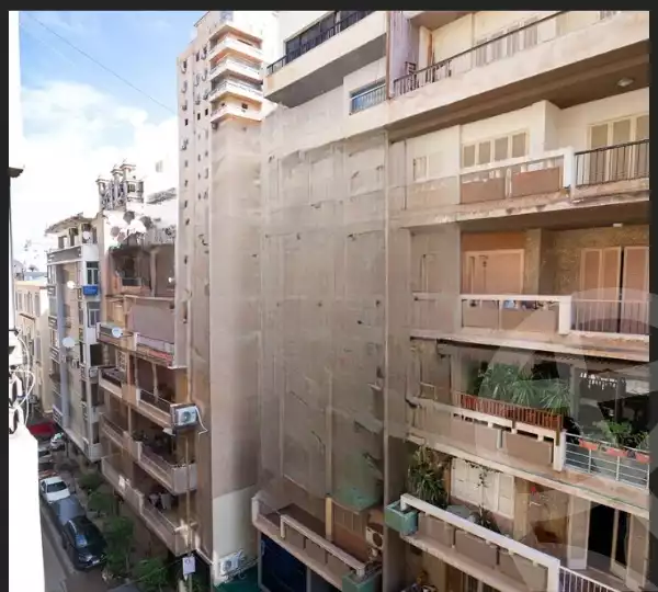 https://aqarmap.com.eg/en/listing/5920496-for-sale-alexandria-l-zryt