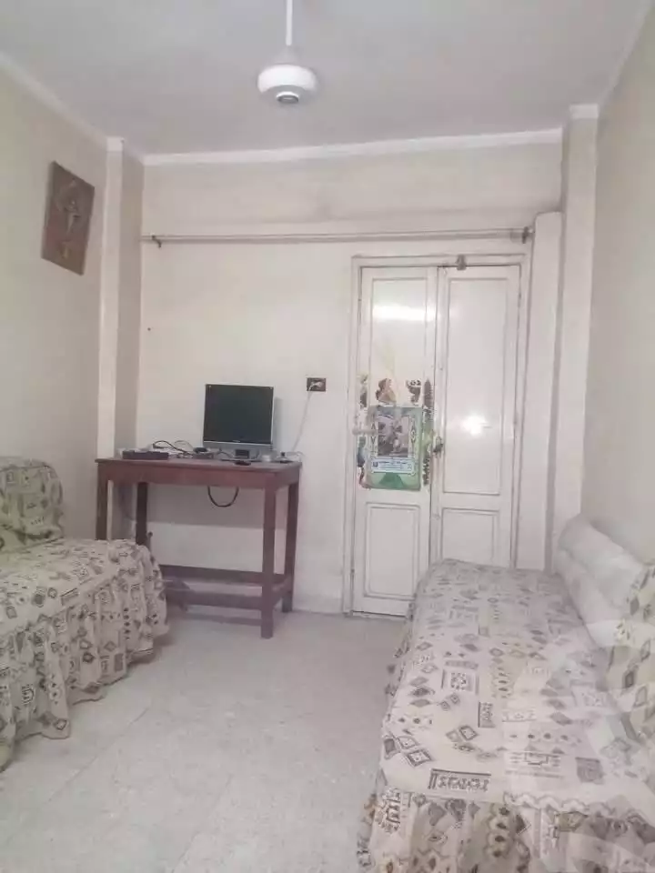 https://aqarmap.com.eg/ar/listing/5921236-for-sale-qalyubia-el-khsos-izbat-el-nakhl