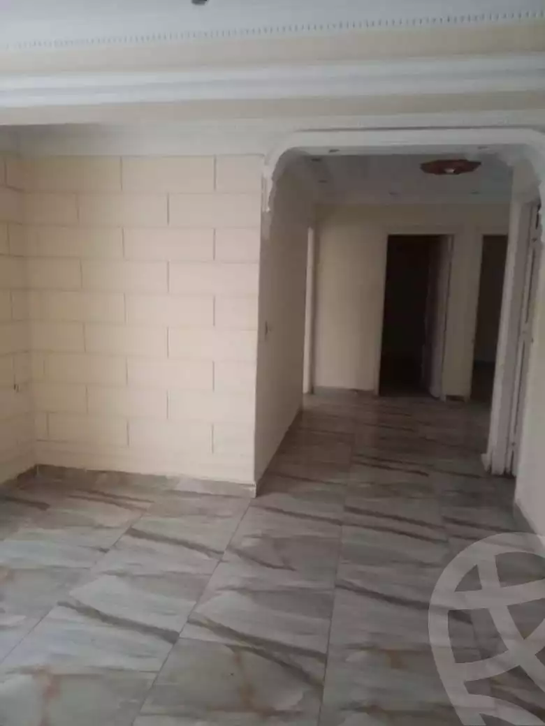 https://aqarmap.com.eg/ar/listing/5921652-for-sale-alexandria-l-jmy-lbytsh-el-zohour-st