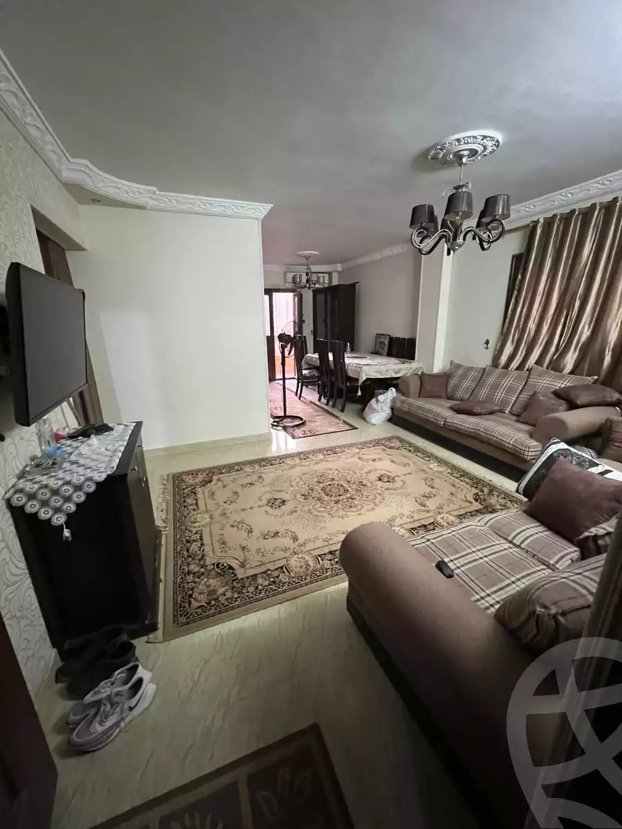 https://aqarmap.com.eg/ar/listing/5923893-for-sale-cairo-6th-of-october-el-ahyaa-neighborhood-3rd-street-40
