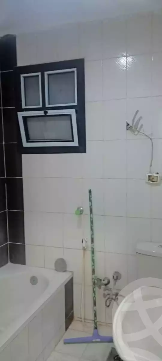 https://aqarmap.com.eg/en/listing/5923974-for-rent-alexandria-l-jmy-el-kilo-21
