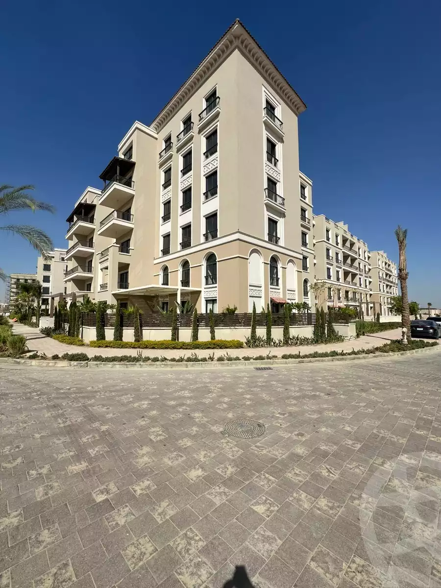 https://aqarmap.com.eg/en/listing/5925032-for-sale-cairo-el-sheikh-zayed-city-compounds-kmbwnd-fyldj-wyst-dr-llttwyr