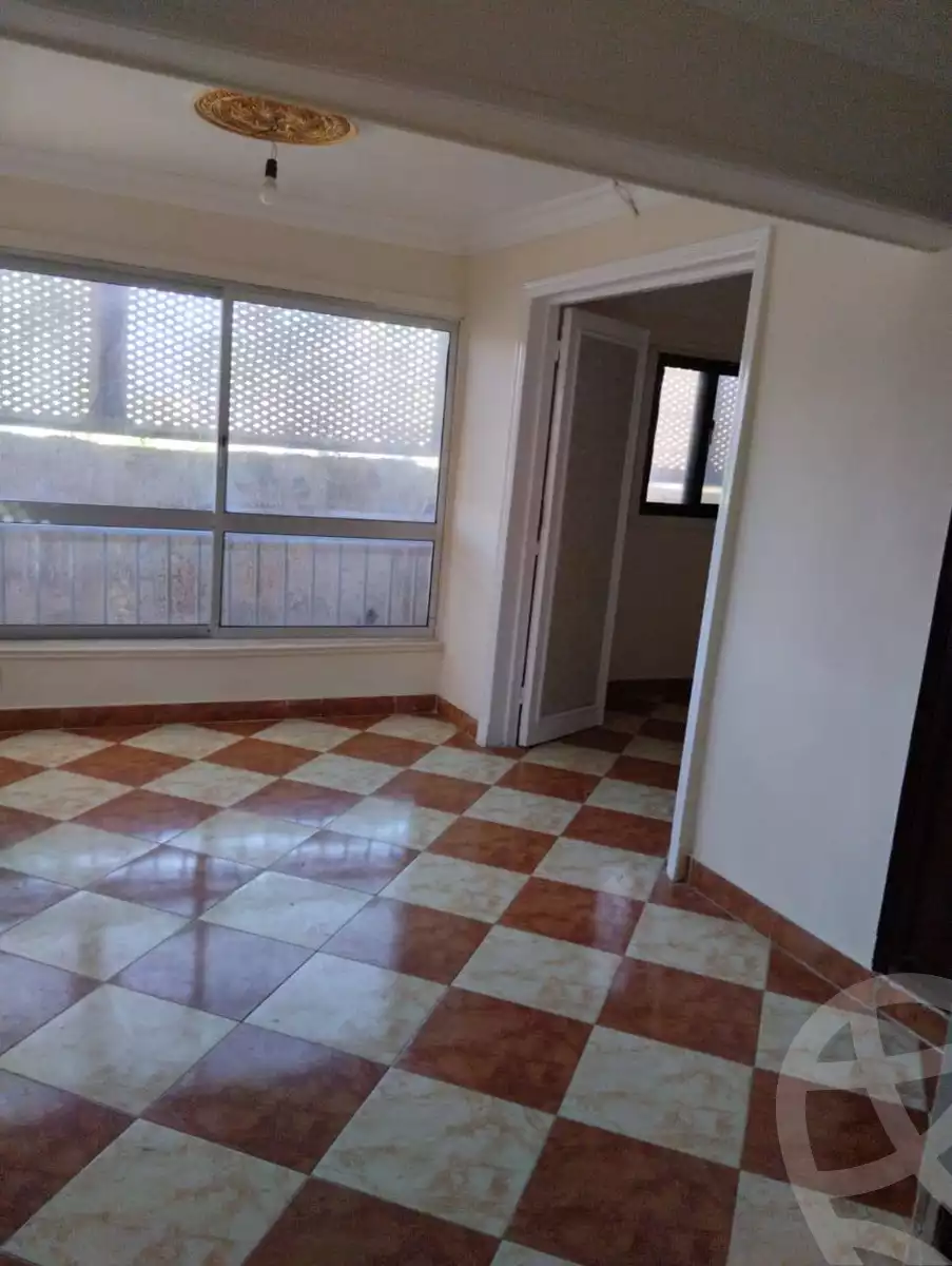 https://aqarmap.com.eg/ar/listing/5926328-for-sale-alexandria-l-jmy-lbytsh-zayed-st