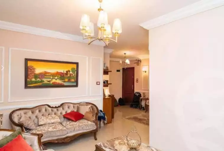 https://aqarmap.com.eg/ar/listing/5922728-for-sale-alexandria-camp-cesar-abou-quer-st