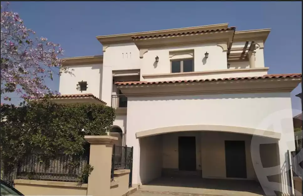 https://aqarmap.com.eg/en/listing/5927303-for-sale-cairo-mokattam-compounds-uptown-cairo