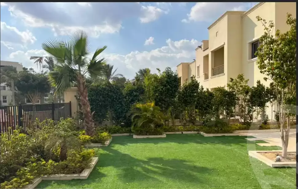 https://aqarmap.com.eg/en/listing/5927362-for-sale-cairo-mokattam-compounds-uptown-cairo