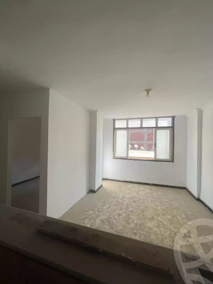 https://aqarmap.com.eg/en/listing/5930259-for-sale-alexandria-l-jmy-lbytsh-el-saleheen-mosque-st