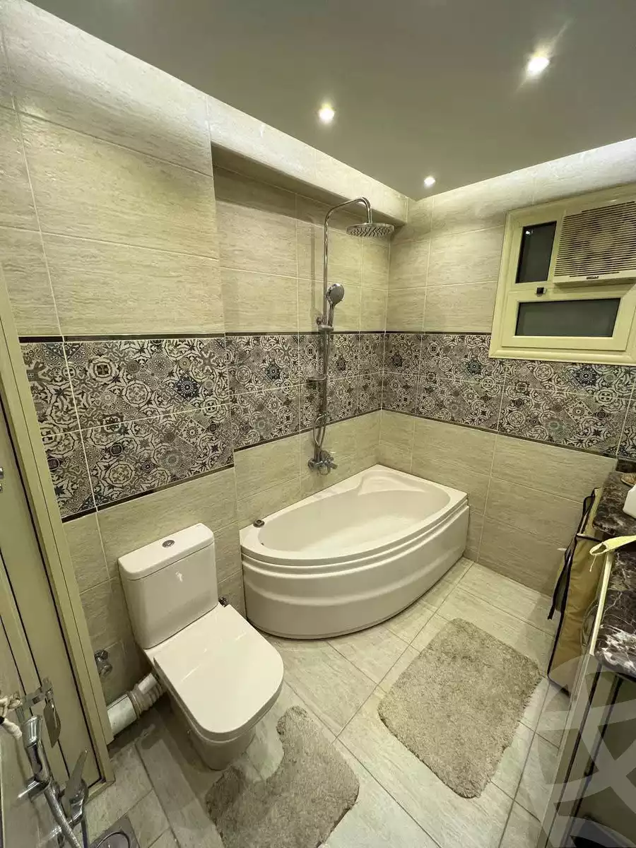 https://aqarmap.com.eg/ar/listing/5932433-for-sale-cairo-helwan-hadayek-helwan-el-eshrein-st