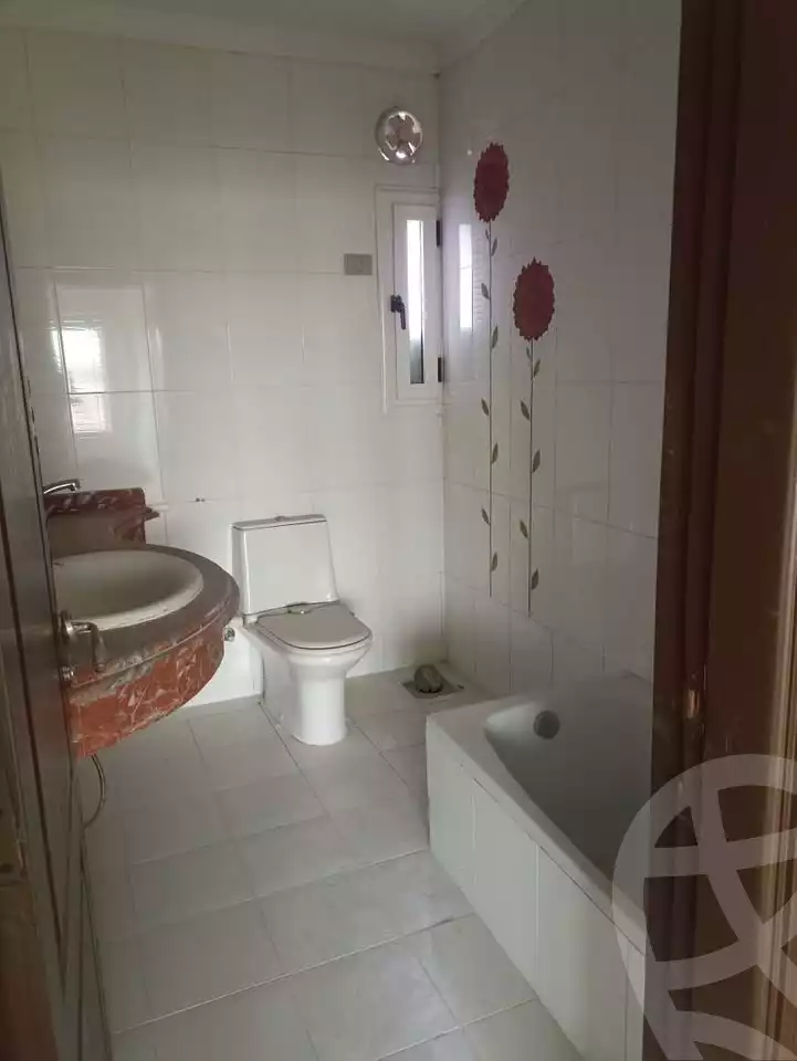 https://aqarmap.com.eg/en/listing/5932474-for-sale-cairo-elnozha-mohammed-kamel-hussein-st