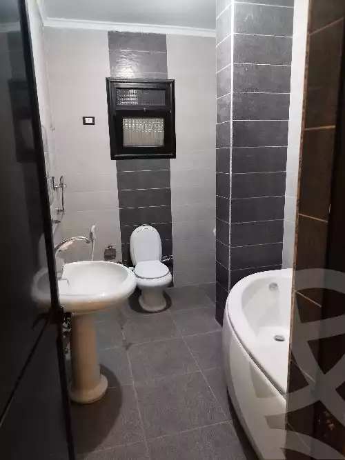 https://aqarmap.com.eg/en/listing/5935979-for-rent-sharqia-10th-of-ramadan
