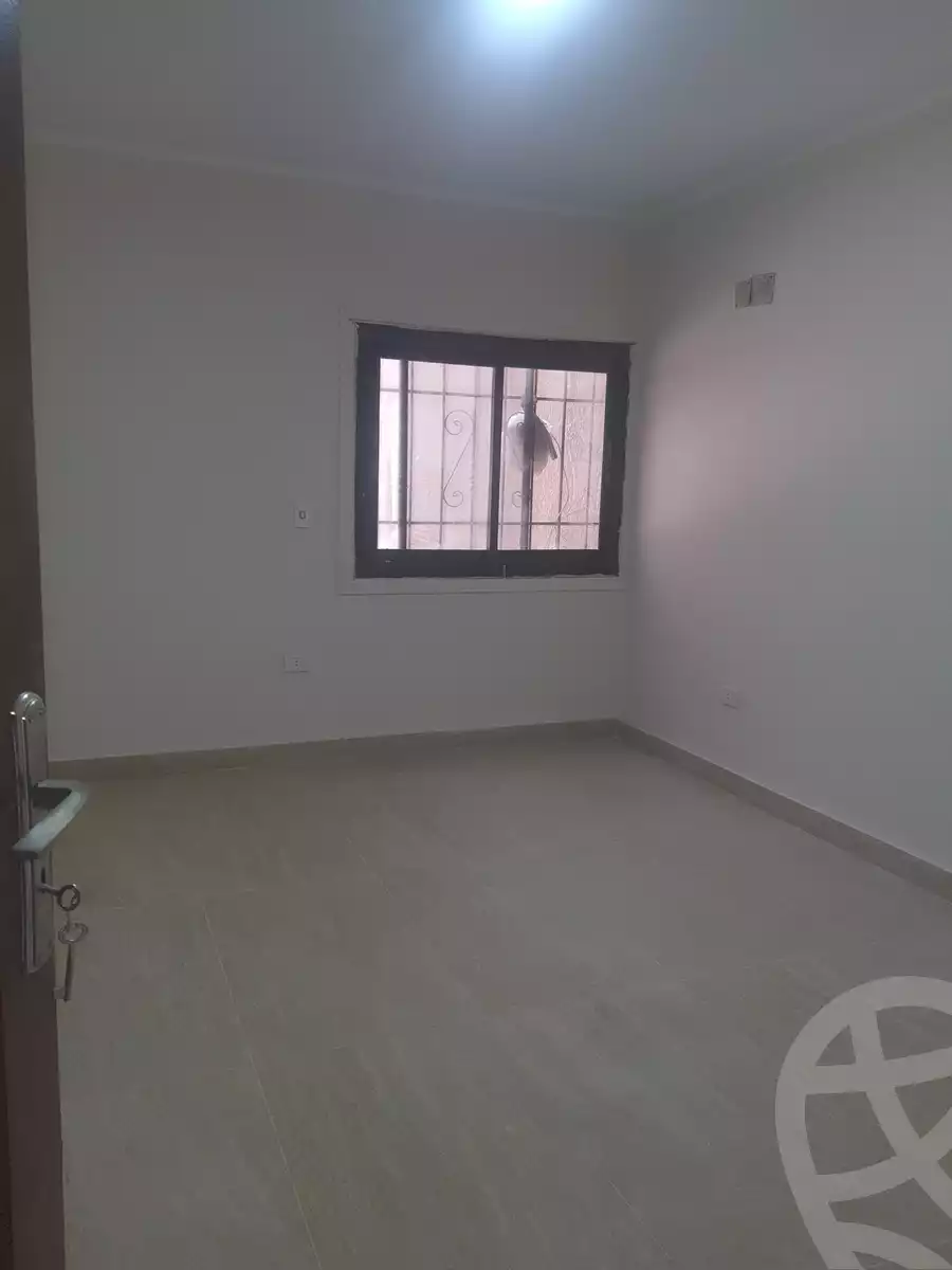 https://aqarmap.com.eg/ar/listing/5935990-for-rent-cairo-mokattam-lhdb-l-ly-shareaa-9