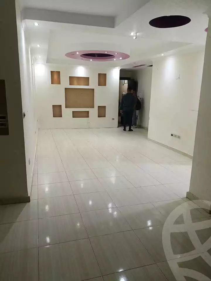 https://aqarmap.com.eg/en/listing/5938040-for-rent-cairo-mokattam-lhdb-l-ly-shareaa-9