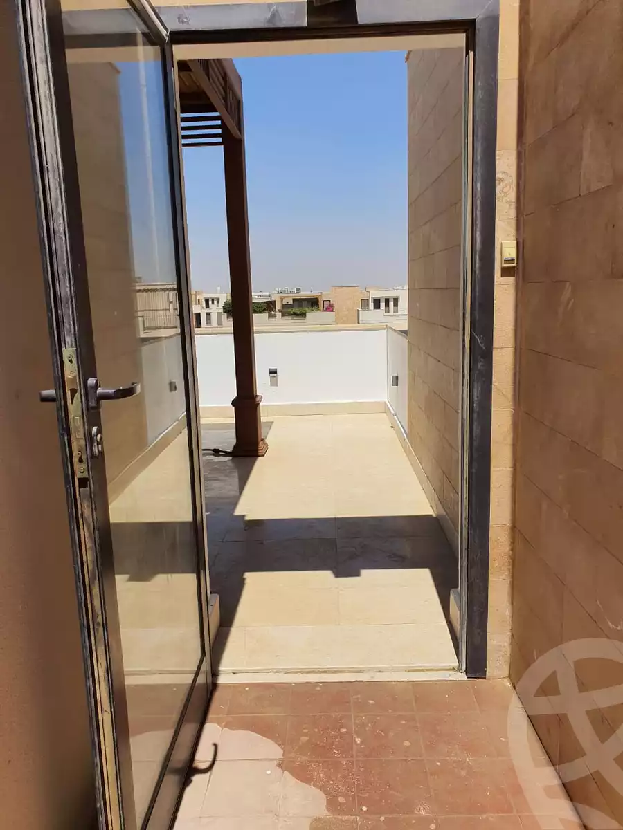 https://aqarmap.com.eg/en/listing/5940071-for-rent-cairo-el-sheikh-zayed-city-compounds-kmbwnd-wyst-twn-swdyk