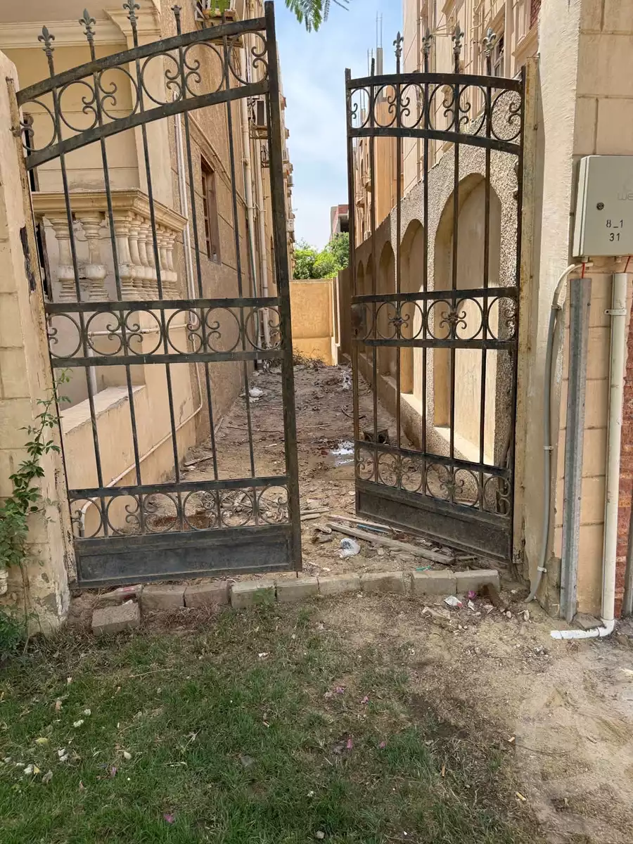 https://aqarmap.com.eg/en/listing/5940237-for-sale-cairo-new-cairo-el-ahyaa-third-neighborhood