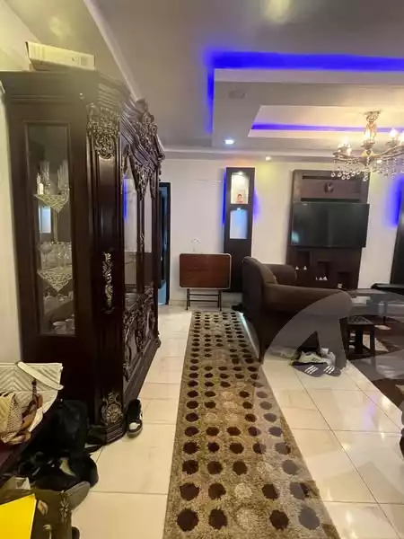 https://aqarmap.com.eg/en/listing/5941351-for-sale-cairo-mokattam-el-hadabah-el-wosta-el-mantaqa-el-khamsa