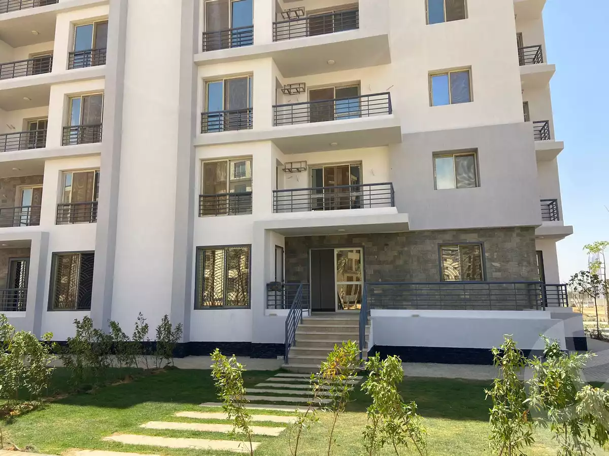 https://aqarmap.com.eg/en/listing/5941406-for-sale-cairo-el-sheikh-zayed-city-lshykh-zyd-ljdyd-west-view-residence-hdp