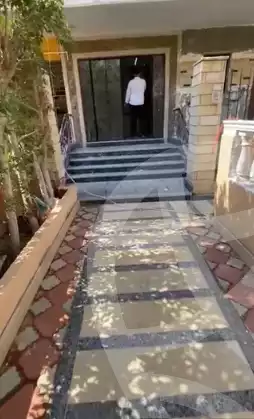 https://aqarmap.com.eg/en/listing/5945048-for-sale-cairo-mokattam-el-hadabah-el-wosta-8th-zone