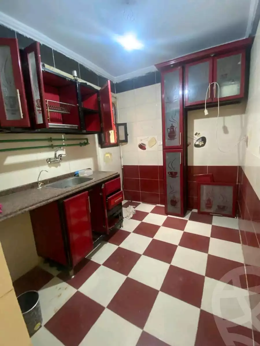 https://aqarmap.com.eg/ar/listing/5945900-for-sale-alexandria-l-jmy-lbytsh-al-aeda-al-kadema-st