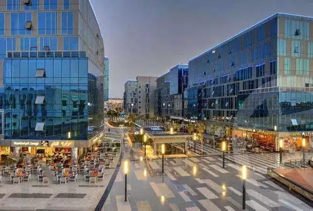 https://aqarmap.com.eg/ar/listing/5947115-for-sale-cairo-el-sheikh-zayed-city-compounds-capital-business-park