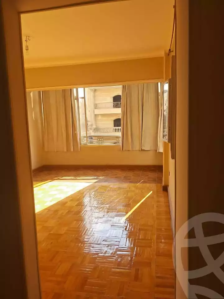 https://aqarmap.com.eg/ar/listing/5948180-for-sale-cairo-mokattam-lhdb-l-ly-shr-17