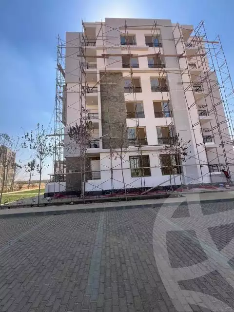 https://aqarmap.com.eg/en/listing/5948522-for-sale-cairo-el-sheikh-zayed-city-lshykh-zyd-ljdyd-west-view-residence-hdp