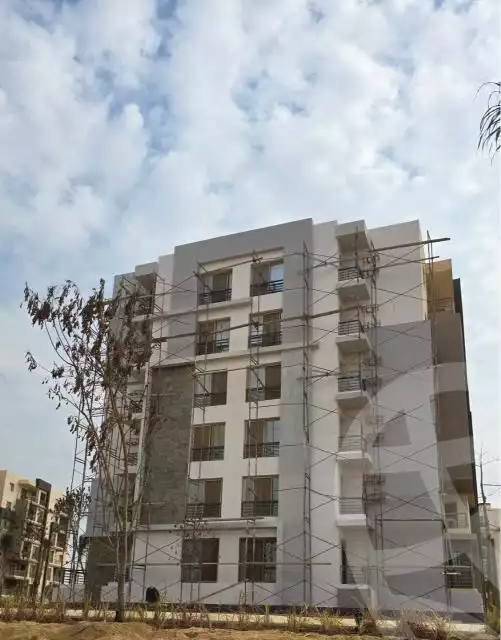 https://aqarmap.com.eg/en/listing/5948522-for-sale-cairo-el-sheikh-zayed-city-lshykh-zyd-ljdyd-west-view-residence-hdp