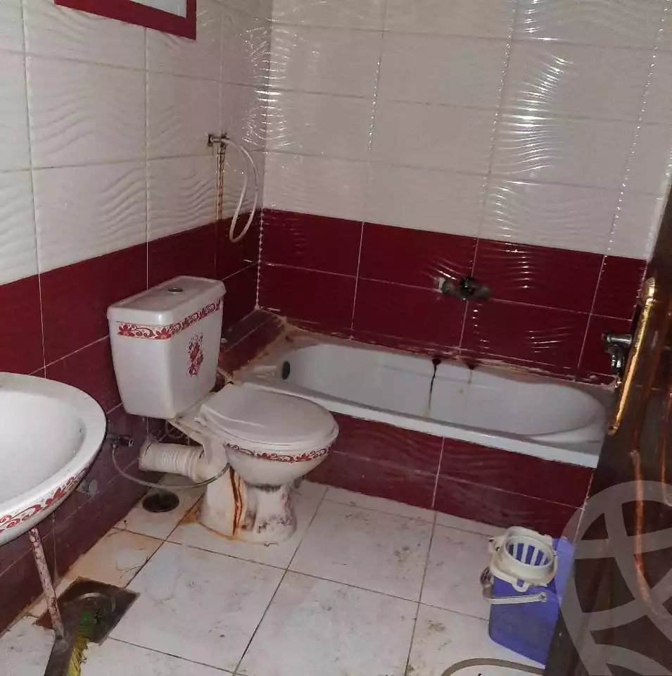 https://aqarmap.com.eg/en/listing/5951060-for-sale-alexandria-l-jmy-el-hanouvel-el-shaheed-ahmed-hamdy-st