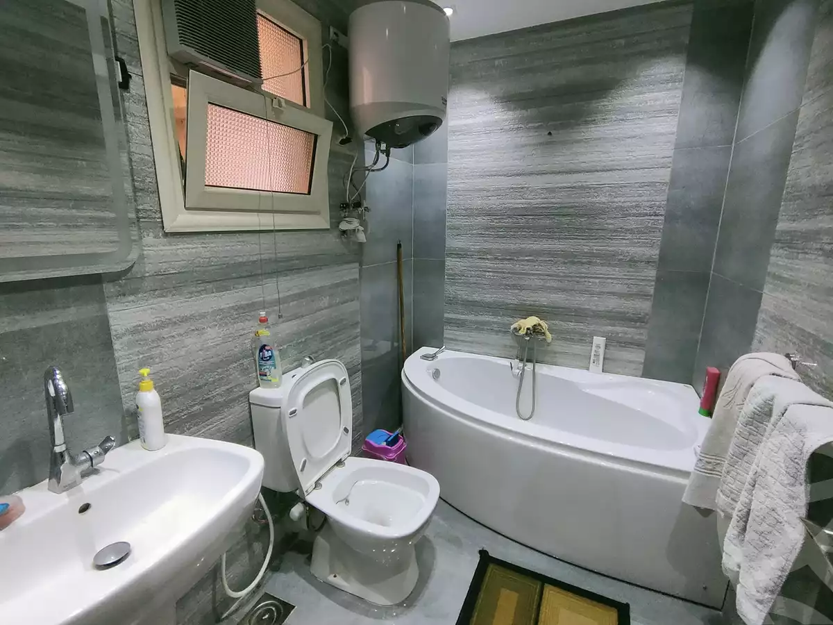 https://aqarmap.com.eg/en/listing/5951529-for-sale-cairo-shoubra-el-sahel-al-sheshini-st
