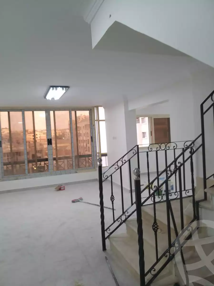 https://aqarmap.com.eg/en/listing/5951525-for-sale-cairo-mokattam-compounds-kmbwnd-jwldn-jyts