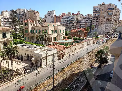 https://aqarmap.com.eg/ar/listing/5951599-for-sale-alexandria-zezenia-abd-el-salam-aref-st