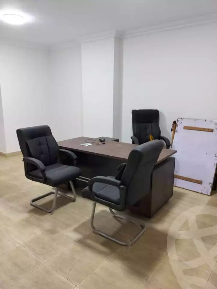 https://aqarmap.com.eg/ar/listing/5951643-for-rent-cairo-mokattam-lhdb-l-ly
