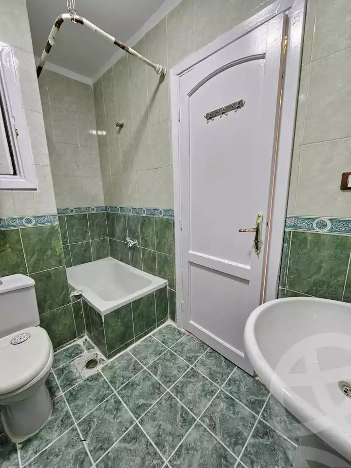 https://aqarmap.com.eg/en/listing/5952355-for-sale-alexandria-l-jmy-el-kilo-21