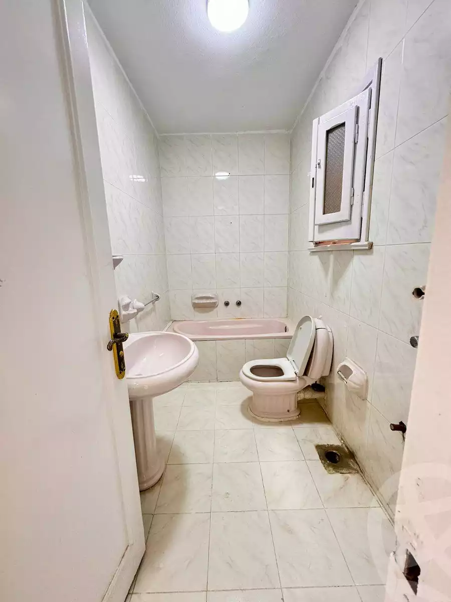 https://aqarmap.com.eg/ar/listing/5952401-for-sale-alexandria-l-jmy-shataa-el-nakheel-street-61