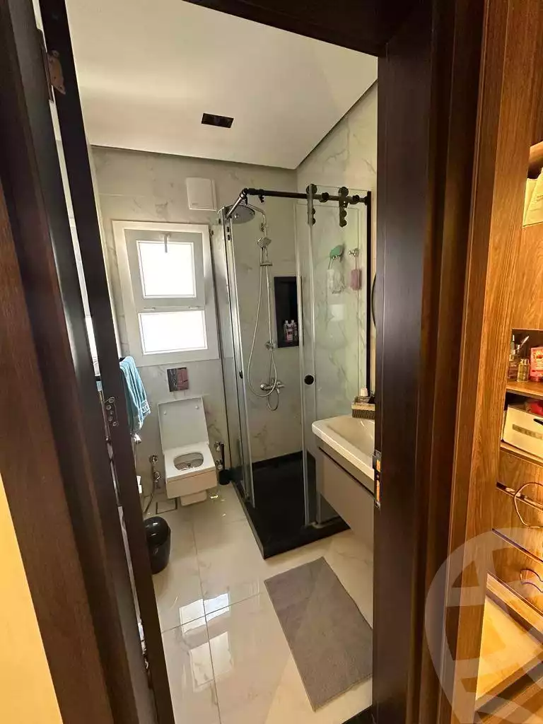 https://aqarmap.com.eg/en/listing/5952555-for-sale-cairo-mokattam-compounds