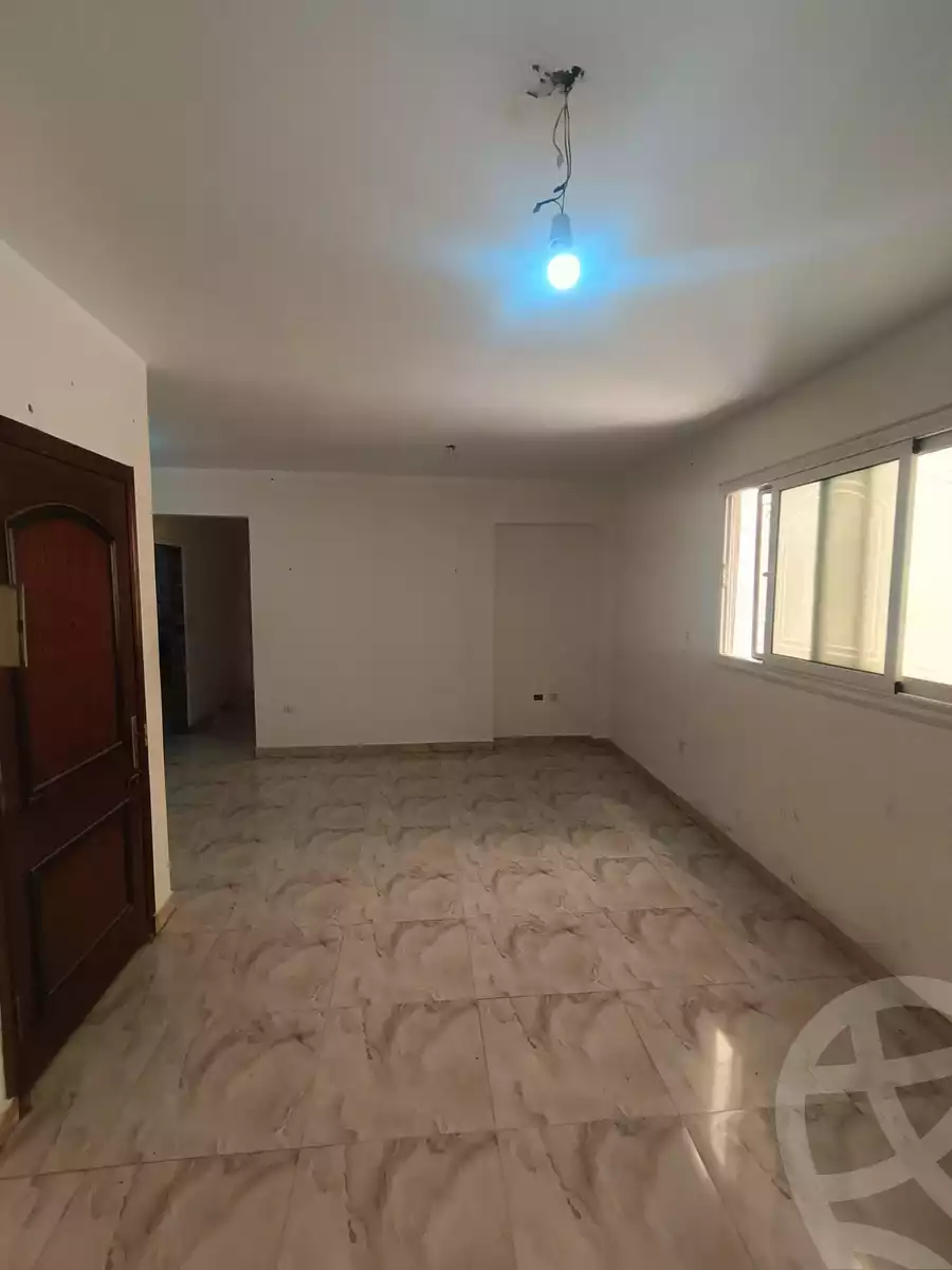 https://aqarmap.com.eg/ar/listing/5952932-for-rent-cairo-ain-shams-mnshy-lthryr