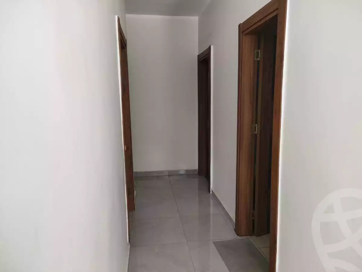 https://aqarmap.com.eg/en/listing/5953802-for-sale-cairo-new-cairo-el-ahyaa-first-neighborhood-street-1