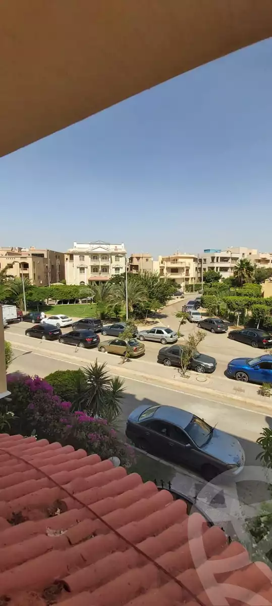 https://aqarmap.com.eg/ar/listing/5953887-for-sale-cairo-new-cairo-el-ahyaa-first-neighborhood-street-1