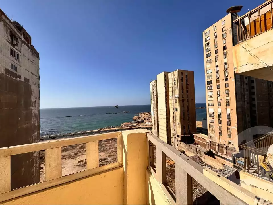 https://aqarmap.com.eg/ar/listing/5953908-for-sale-alexandria-miami-khld-bn-lwlyd