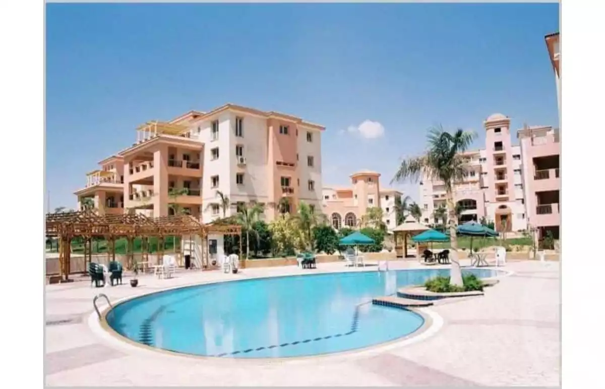 https://aqarmap.com.eg/en/listing/5954132-for-sale-cairo-6th-of-october-compounds-dream-land-flower-resort