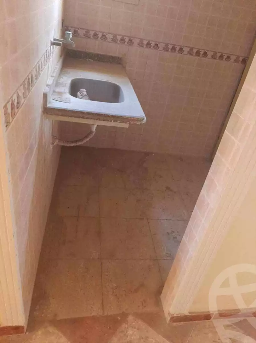 https://aqarmap.com.eg/en/listing/5955830-for-rent-alexandria-l-jmy-el-hanouvel-al-asdakaa-st