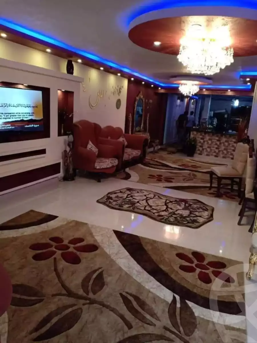 https://aqarmap.com.eg/ar/listing/5956582-for-sale-cairo-helwan-kwrnysh-hlwn