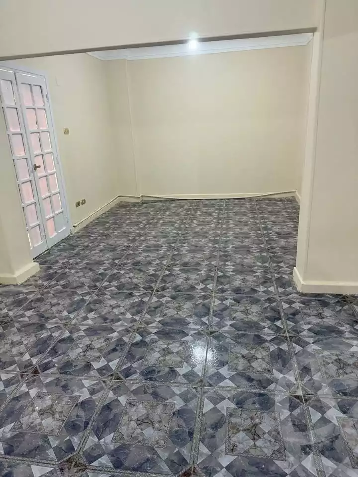 https://aqarmap.com.eg/ar/listing/5956879-for-sale-cairo-mokattam-lhdb-l-ly-shareaa-9