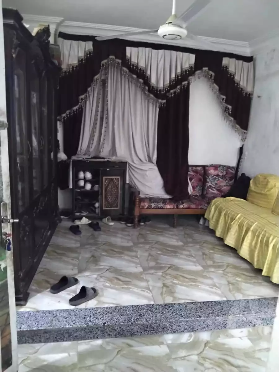 https://aqarmap.com.eg/en/listing/5959352-for-sale-cairo-ain-shams-6-october-st