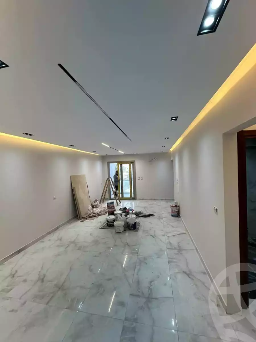 https://aqarmap.com.eg/ar/listing/5962109-for-sale-cairo-new-cairo-compounds-moon-valley