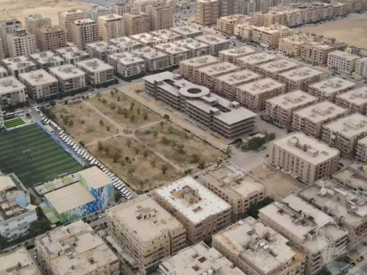 https://aqarmap.com.eg/en/listing/6067768-projects-mall-7spot