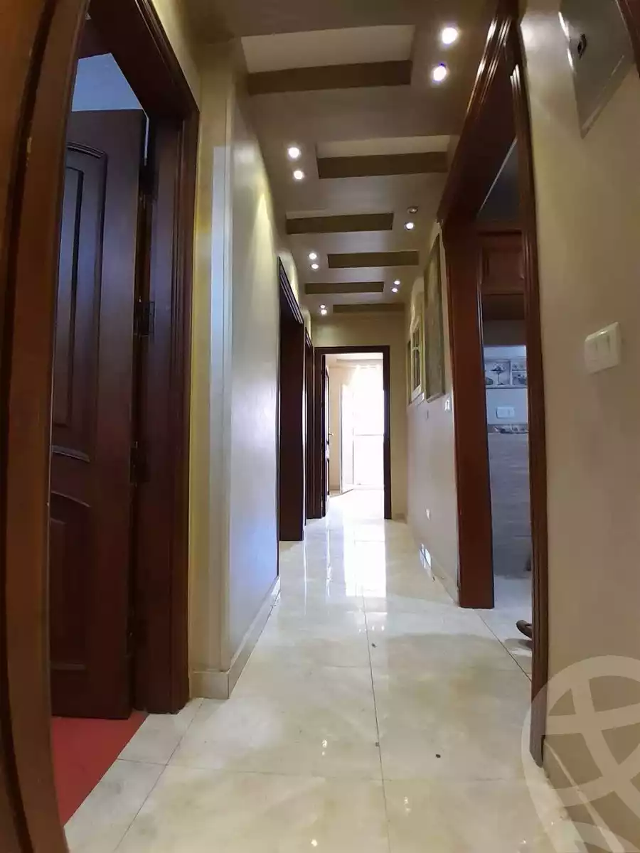 https://aqarmap.com.eg/en/listing/5963826-for-sale-alexandria-el-asafra-l-sfr-bhry