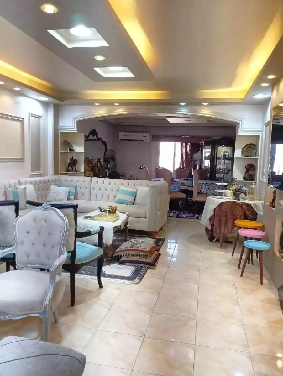 https://aqarmap.com.eg/ar/listing/5964974-for-sale-cairo-el-zaytun-lzytwn-lshrqy-toman-bai-st