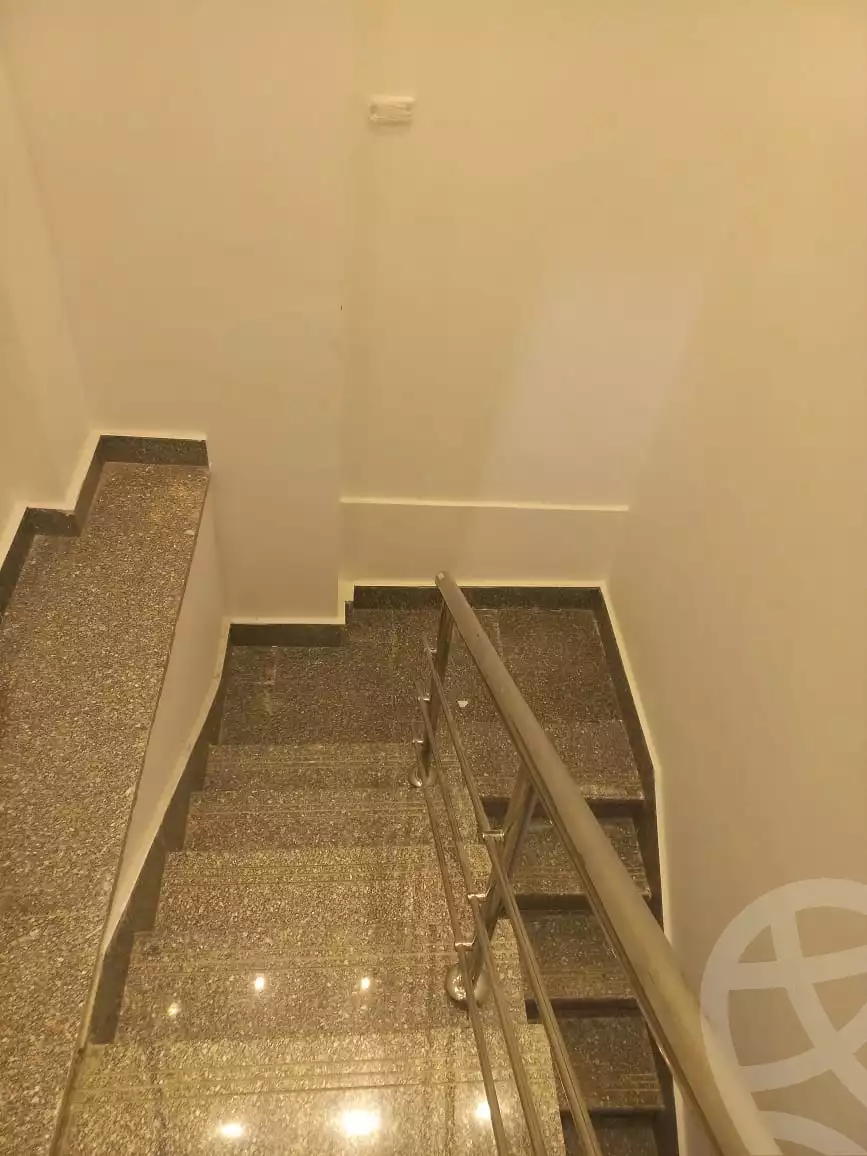 https://aqarmap.com.eg/ar/listing/5965616-for-rent-cairo-new-cairo-el-narges-el-narges-2-monira-thabet-st